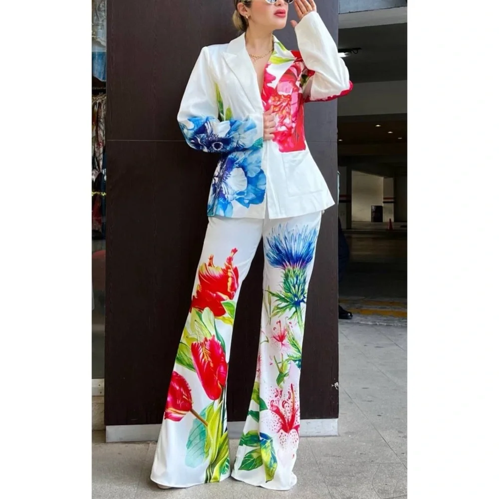 Floral Print Women's Pantsuit - Picture 1 of 5